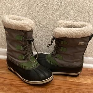 Sorel Boys Waterproof Yoot Pac Snow Boot Size 6y